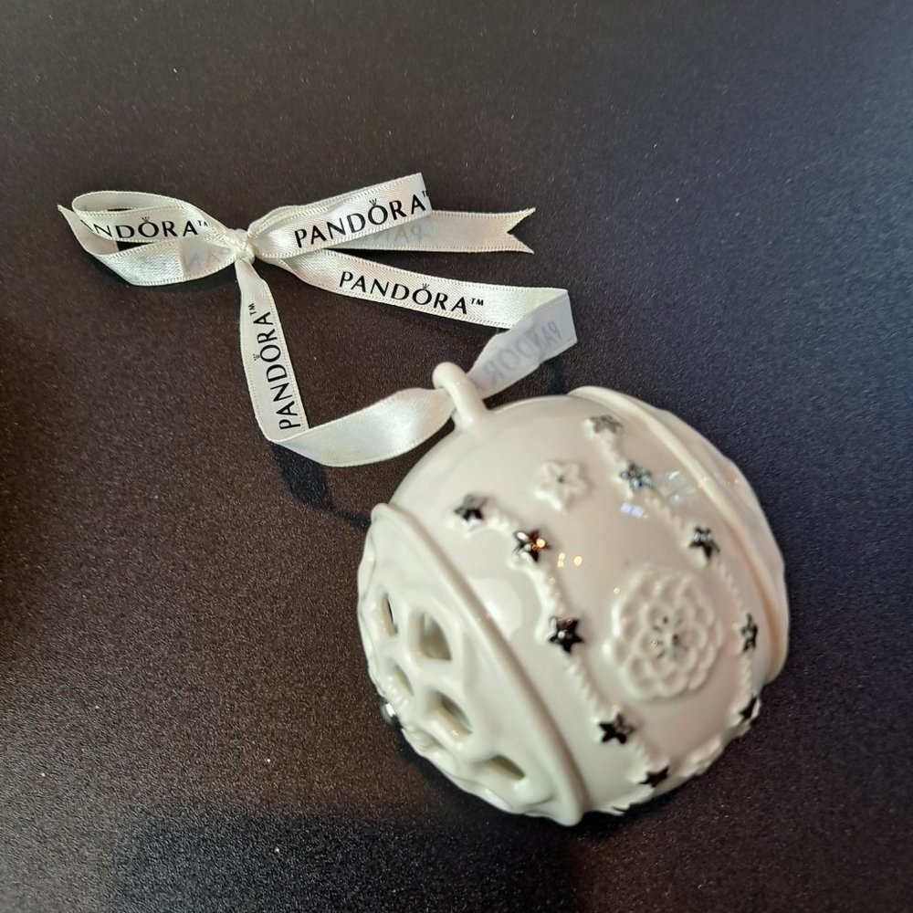 2011 Pandora limited Edition Ornament